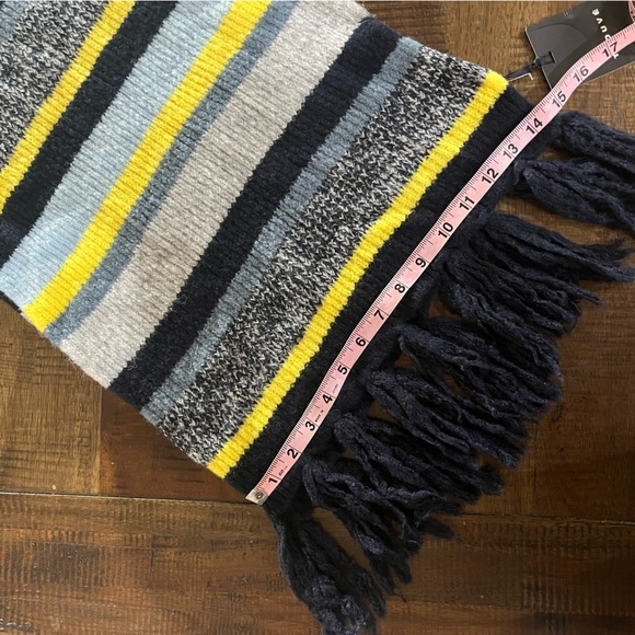 Trouve Knit Scarf - Picture 3 of 5